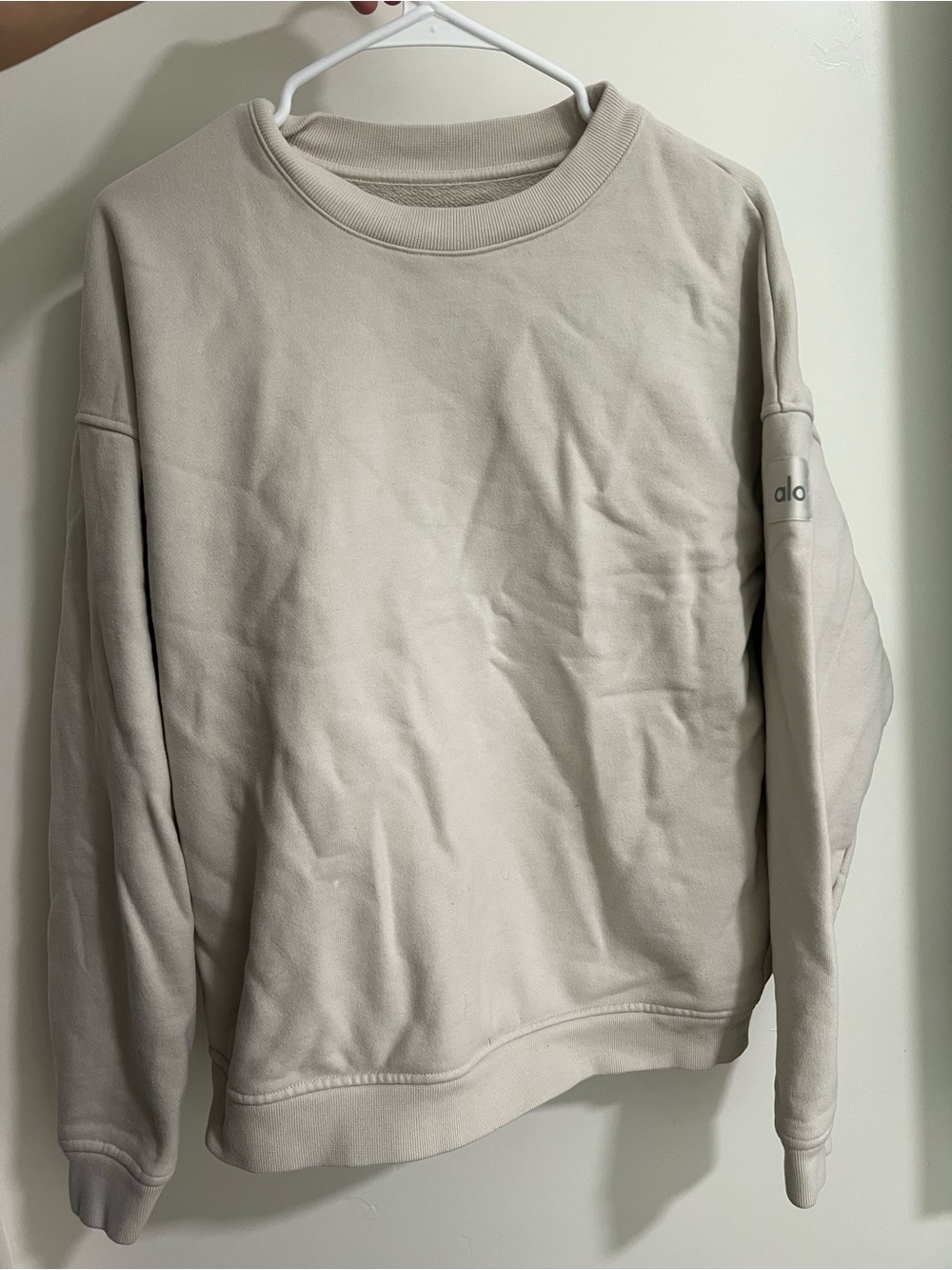 ALO Yoga Crewneck Sweatshirt in Light Taupe